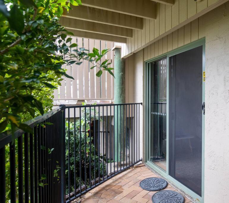 Gorgeous Studio + 100M To Beach + Pool Point Lookout Buitenkant foto